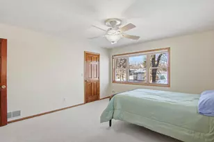 706 Fox Tree Ln N, Hudson, WI 54016 - Photo 17