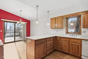 706 Fox Tree Ln N, Hudson, WI 54016 - Photo 15