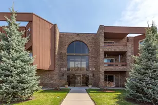 2210 Midland Grove Rd, Roseville, MN 55113 - Photo 3