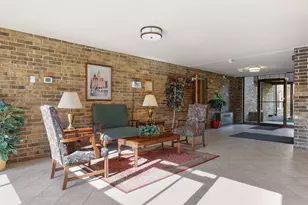 2210 Midland Grove Rd, Roseville, MN 55113 - Photo 27