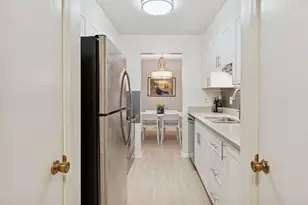 2210 Midland Grove Rd, Roseville, MN 55113 - Photo 11