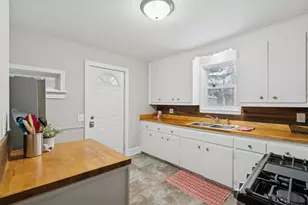 3611 Queen Ave N, Minneapolis, MN 55412 - Photo 9