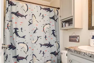 1374 Birchview Dr, Maplewood, MN 55119 - Photo 15