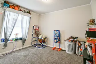 1374 Birchview Dr, Maplewood, MN 55119 - Photo 13