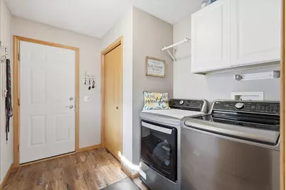 1533 Hallewood Boulevard, New Richmond, WI 54017 - Photo 25