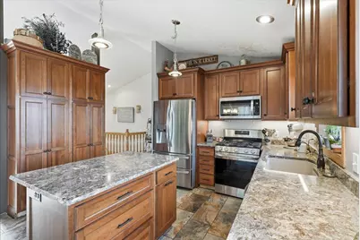 1533 Hallewood Boulevard, New Richmond, WI 54017 - Photo 13