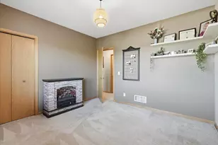 1533 Hallewood Blvd, New Richmond, WI 54017 - Photo 23