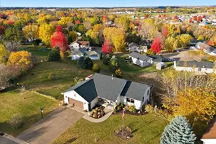 1533 Hallewood Blvd, New Richmond, WI 54017 - Photo 33