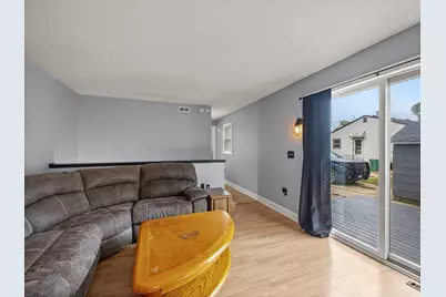 406 5th Street NW, Montgomery, MN 56069 - Photo 5