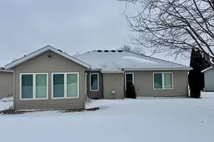 929 Willow View Cir, Waite Park, MN 56387 - Photo 5