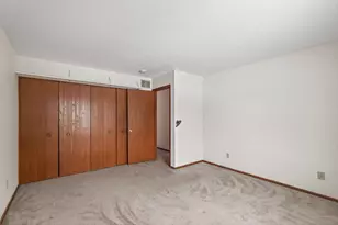 9452 Ranchview Ln N, Maple Grove, MN 55369 - Photo 21