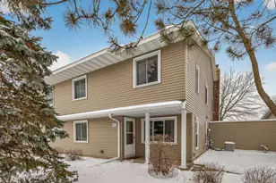 9452 Ranchview Ln N, Maple Grove, MN 55369 - Photo 5