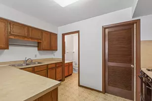 9452 Ranchview Ln N, Maple Grove, MN 55369 - Photo 9