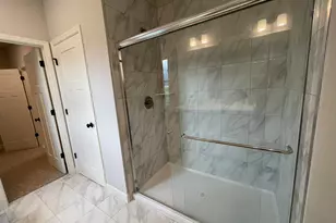 17939 Grantham Ln, Lakeville, MN 55044 - Photo 23