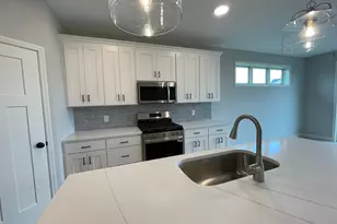 17939 Grantham Ln, Lakeville, MN 55044 - Photo 13