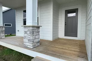 17939 Grantham Ln, Lakeville, MN 55044 - Photo 3