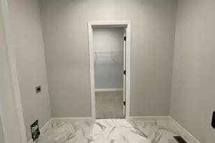 17939 Grantham Ln, Lakeville, MN 55044 - Photo 5