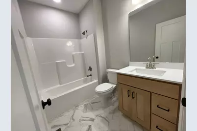 17939 Grantham Lane, Lakeville, MN 55044 - Photo 9