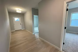 17939 Grantham Ln, Lakeville, MN 55044 - Photo 7