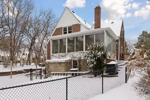 4017 Shoreline Dr, Robbinsdale, MN 55422 - Photo 43