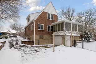 4017 Shoreline Dr, Robbinsdale, MN 55422 - Photo 41