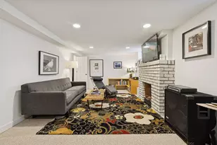 4017 Shoreline Dr, Robbinsdale, MN 55422 - Photo 31