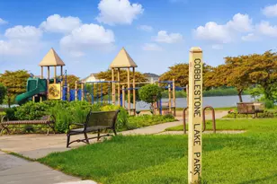 1133 Annacotte Ln, Rosemount, MN 55068 - Photo 11