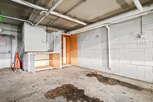 6085 Lincoln Dr, Edina, MN 55436 - Photo 27