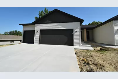 2031 20th Street E, Zumbrota, MN 55992 - Photo 3