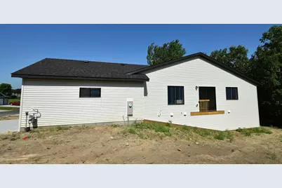 2049 20th Street E, Zumbrota, MN 55992 - Photo 5