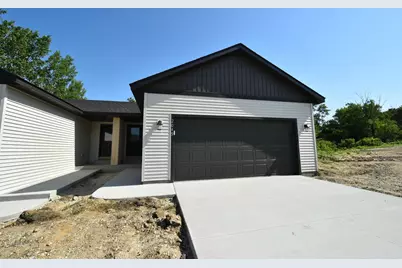 2049 20th Street E, Zumbrota, MN 55992 - Photo 3