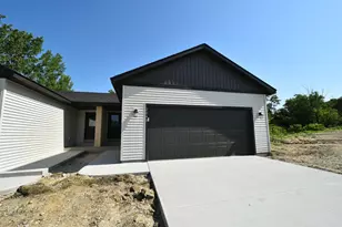 2049 20th Street E, Zumbrota, MN 55992 - Photo 3