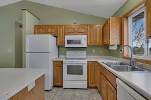 541 Morningside Ave, Paynesville, MN 56362 - Photo 5