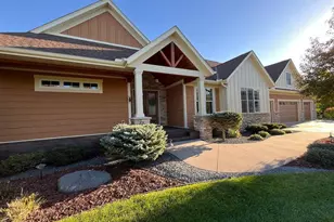 11881 58th St N, Lake Elmo, MN 55042 - Photo 3