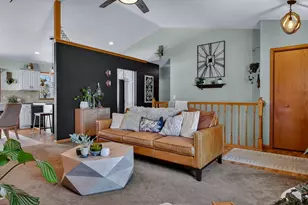 1821 Dorret Rd, Eau Claire, WI 54703 - Photo 5