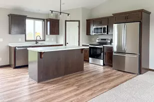 8733 90th Ave, Milaca, MN 56353 - Photo 3