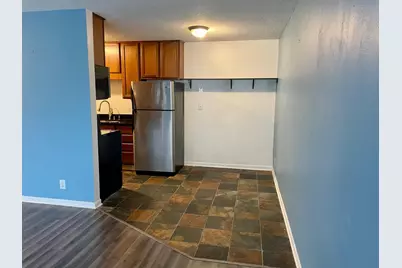 1800 Lasalle Avenue #104, Minneapolis, MN 55403 - Photo 7