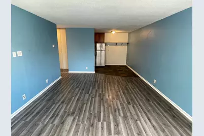 1800 Lasalle Avenue #104, Minneapolis, MN 55403 - Photo 5