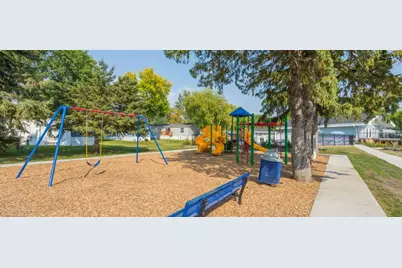 509 22 1/2 Street NW, Stewartville, MN 55976 - Photo 5