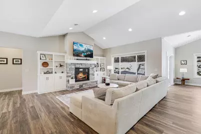 11430 Legacy Court, East Gull Lake, MN 56401 - Photo 5