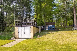 35761 Lake St, Cohasset, MN 55721 - Photo 5