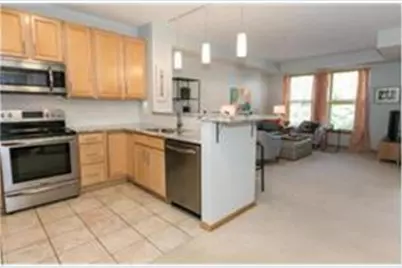 575 N 1st Street #301, Minneapolis, MN 55401 - Photo 7