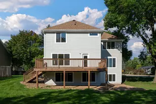 111 King Hill Rd, Golden Valley, MN 55416 - Photo 19