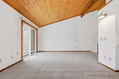 1266 Polk Street S, Shakopee, MN 55379 - Photo 9