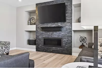 1999 Red Oak Path, Shakopee, MN 55379 - Photo 9