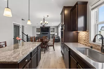 1999 Red Oak Path, Shakopee, MN 55379 - Photo 17