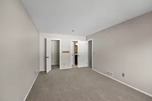 8434 W 97th St, Bloomington, MN 55438 - Photo 23