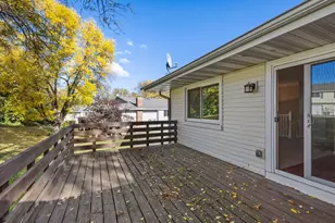 8434 W 97th St, Bloomington, MN 55438 - Photo 33