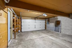 8434 W 97th St, Bloomington, MN 55438 - Photo 31