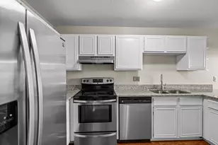 8434 W 97th St, Bloomington, MN 55438 - Photo 15